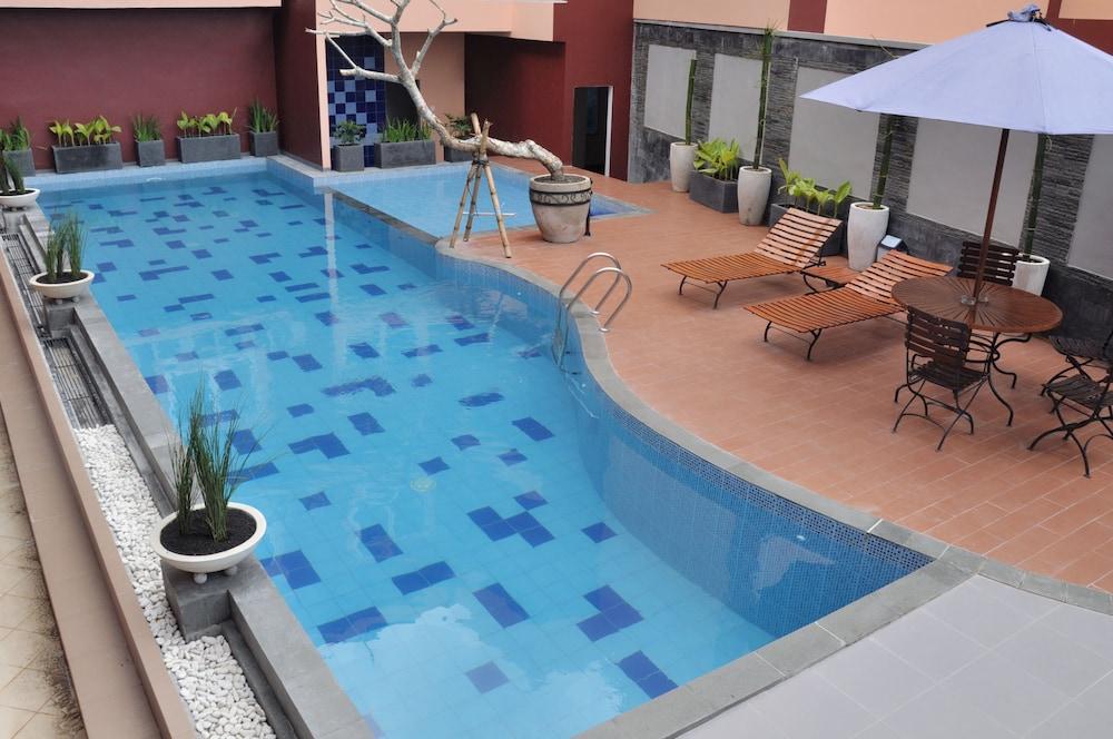 Abadi Hotel Malioboro Yogyakarta By Tritama Hospitality Екстер'єр фото