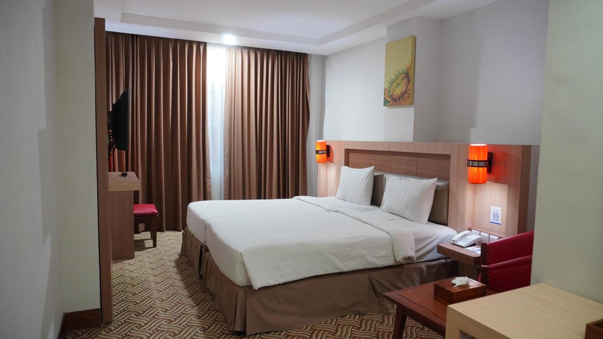 Abadi Hotel Malioboro Yogyakarta By Tritama Hospitality Екстер'єр фото