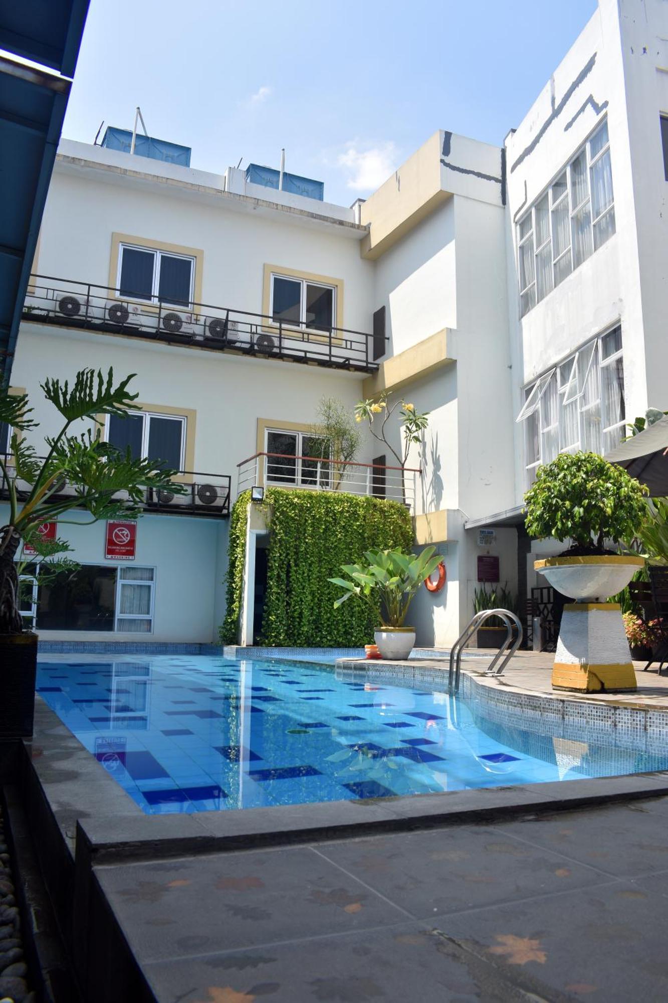 Abadi Hotel Malioboro Yogyakarta By Tritama Hospitality Екстер'єр фото