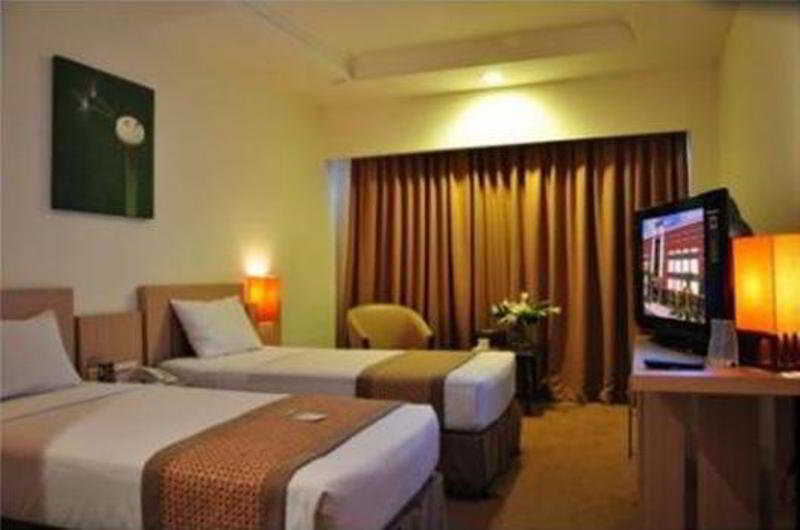 Abadi Hotel Malioboro Yogyakarta By Tritama Hospitality Екстер'єр фото