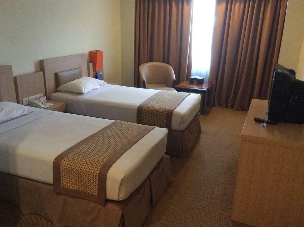 Abadi Hotel Malioboro Yogyakarta By Tritama Hospitality Екстер'єр фото